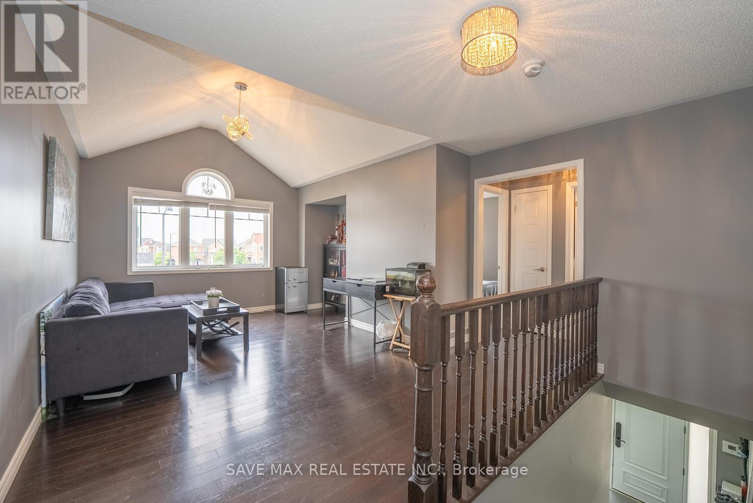 2 Billiter Road, Brampton, Ontario  L7A 4G8 - Photo 16 - W12467534