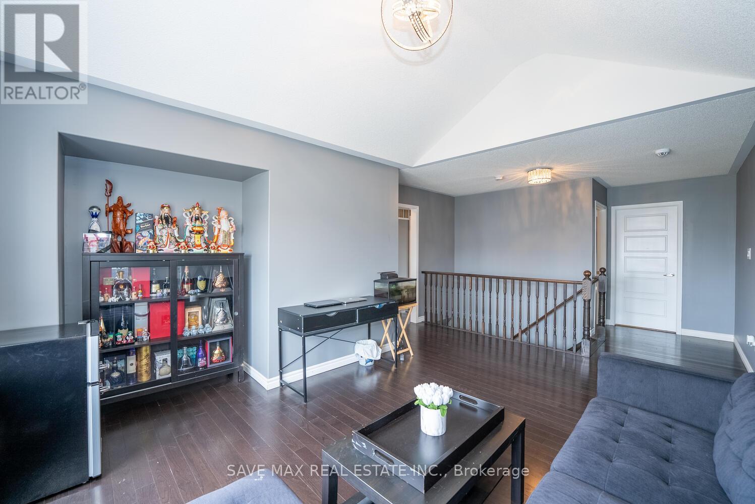 2 Billiter Road, Brampton, Ontario  L7A 4G8 - Photo 17 - W12467534