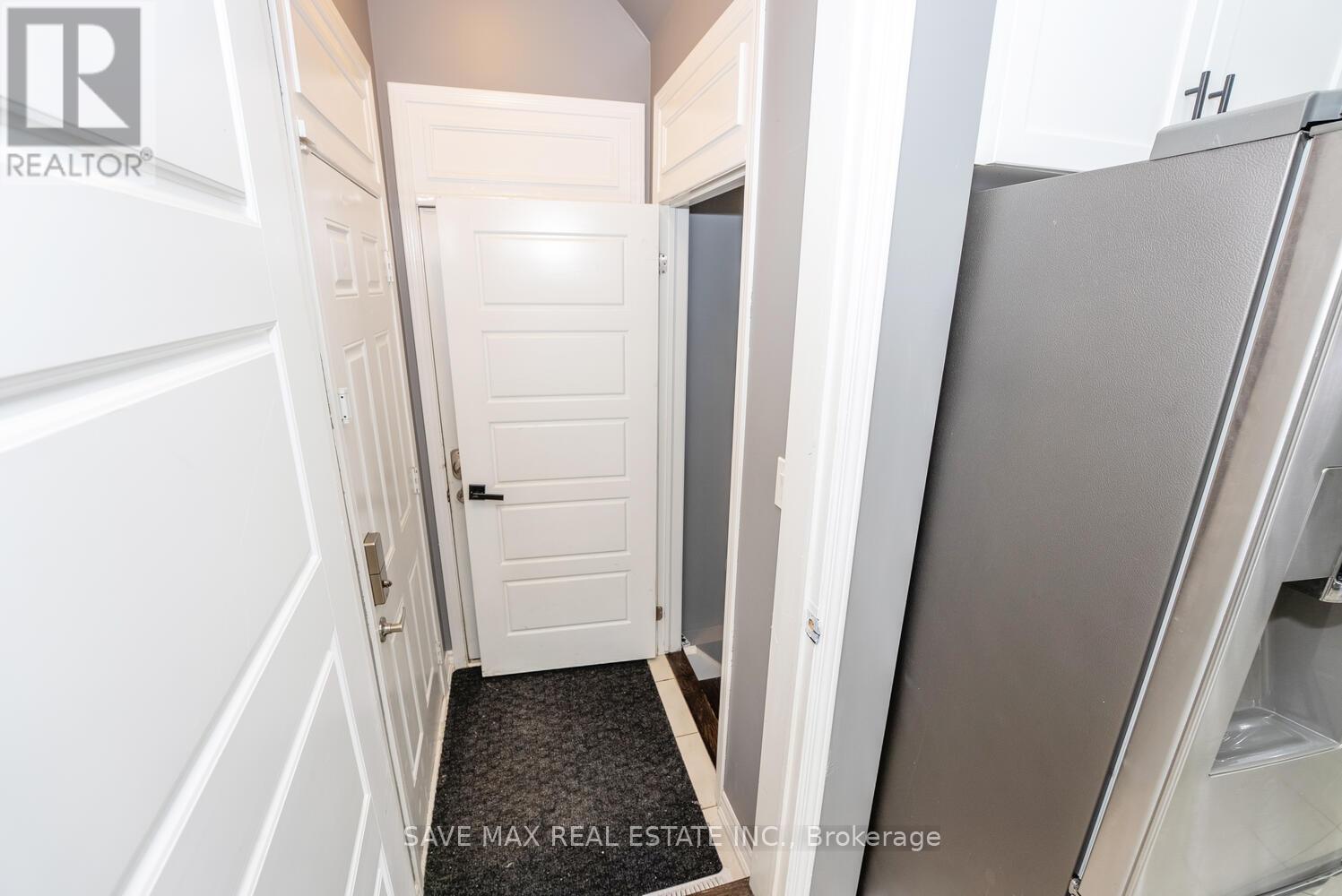 2 Billiter Road, Brampton, Ontario  L7A 4G8 - Photo 28 - W12467534