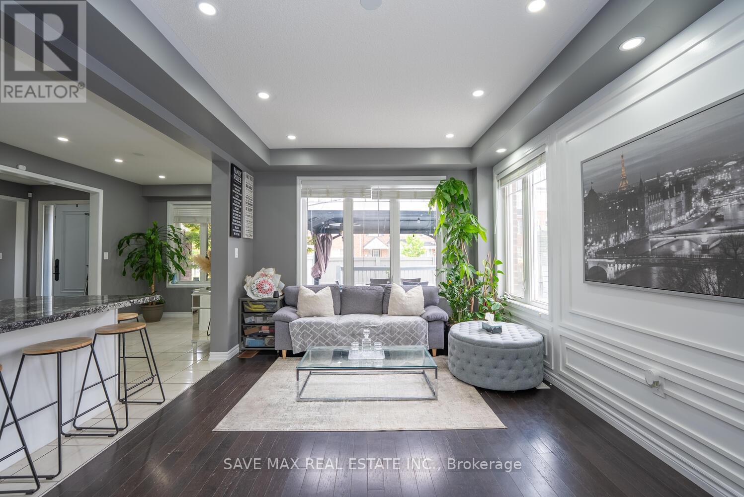 2 Billiter Road, Brampton, Ontario  L7A 4G8 - Photo 7 - W12467534