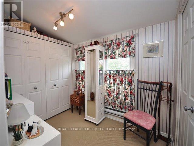 9 Alexander Street, Brampton, Ontario  L6V 1H7 - Photo 13 - W12467564