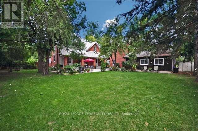 9 Alexander Street, Brampton, Ontario  L6V 1H7 - Photo 20 - W12467564