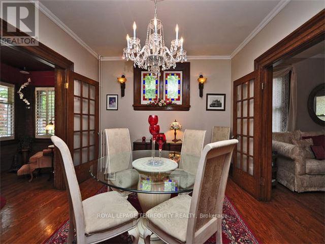 9 Alexander Street, Brampton, Ontario  L6V 1H7 - Photo 7 - W12467564