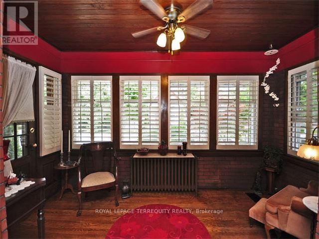 9 Alexander Street, Brampton, Ontario  L6V 1H7 - Photo 8 - W12467564