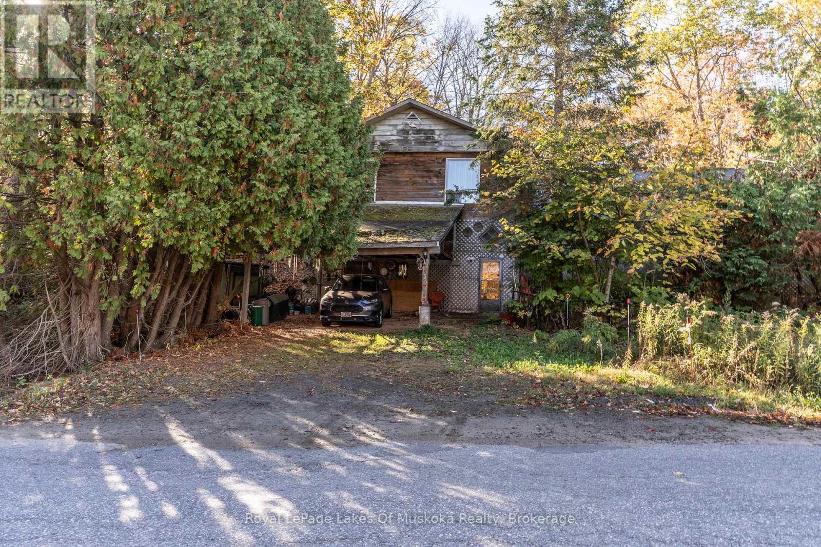 135 Musquash Road, Gravenhurst, Ontario  P1P 0E3 - Photo 2 - X12467594