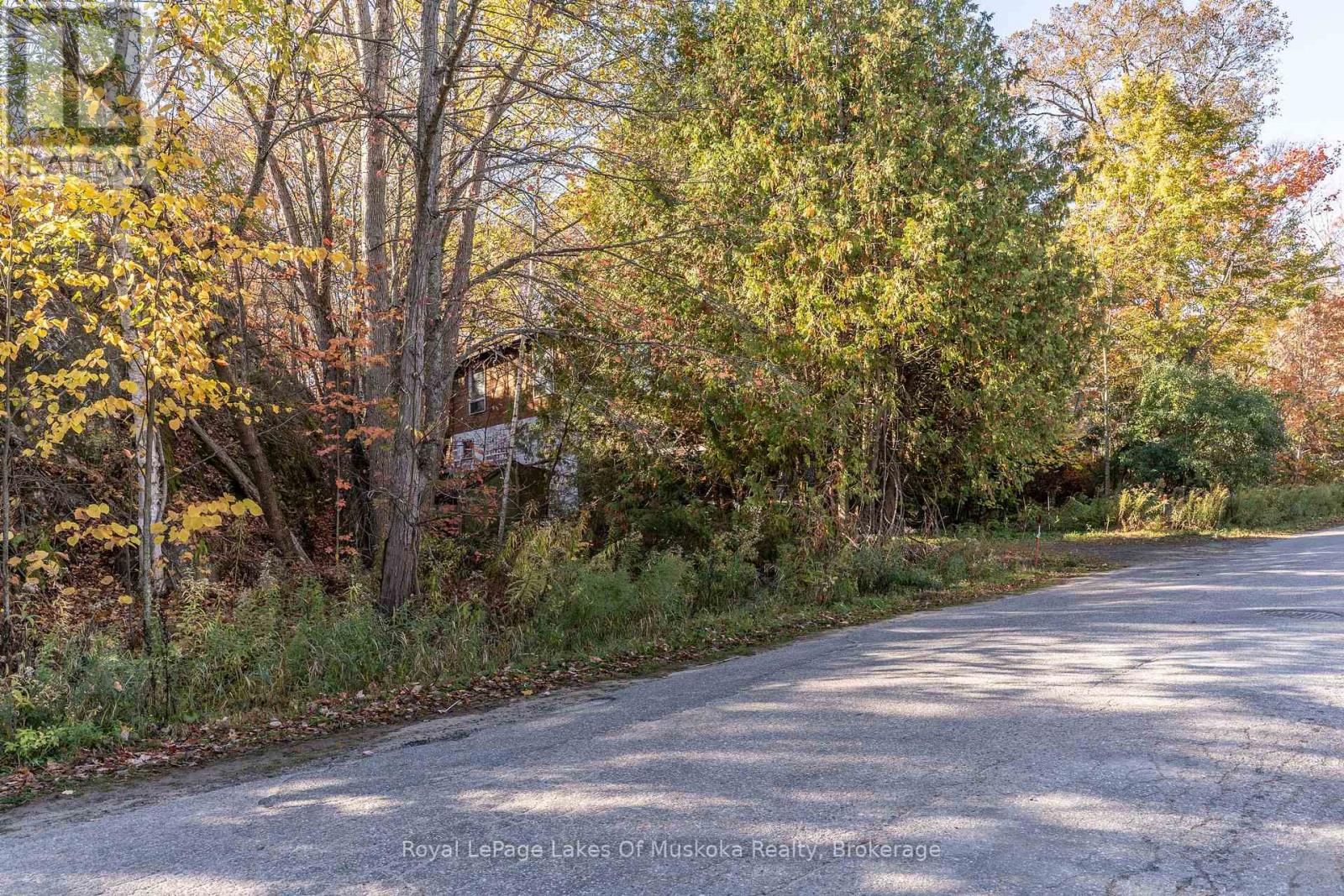 135 Musquash Road, Gravenhurst, Ontario  P1P 0E3 - Photo 4 - X12467594
