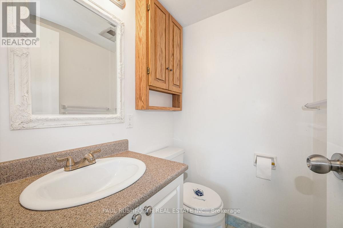 707 - 555 Brittany Drive, Ottawa, Ontario  K1K 4C5 - Photo 11 - X12467596