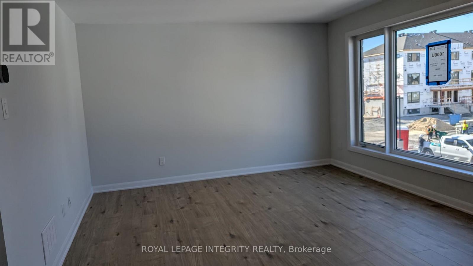 7 - 101 Glenroy Gilbert Drive, Ottawa, Ontario  K2J 5G3 - Photo 4 - X12467603