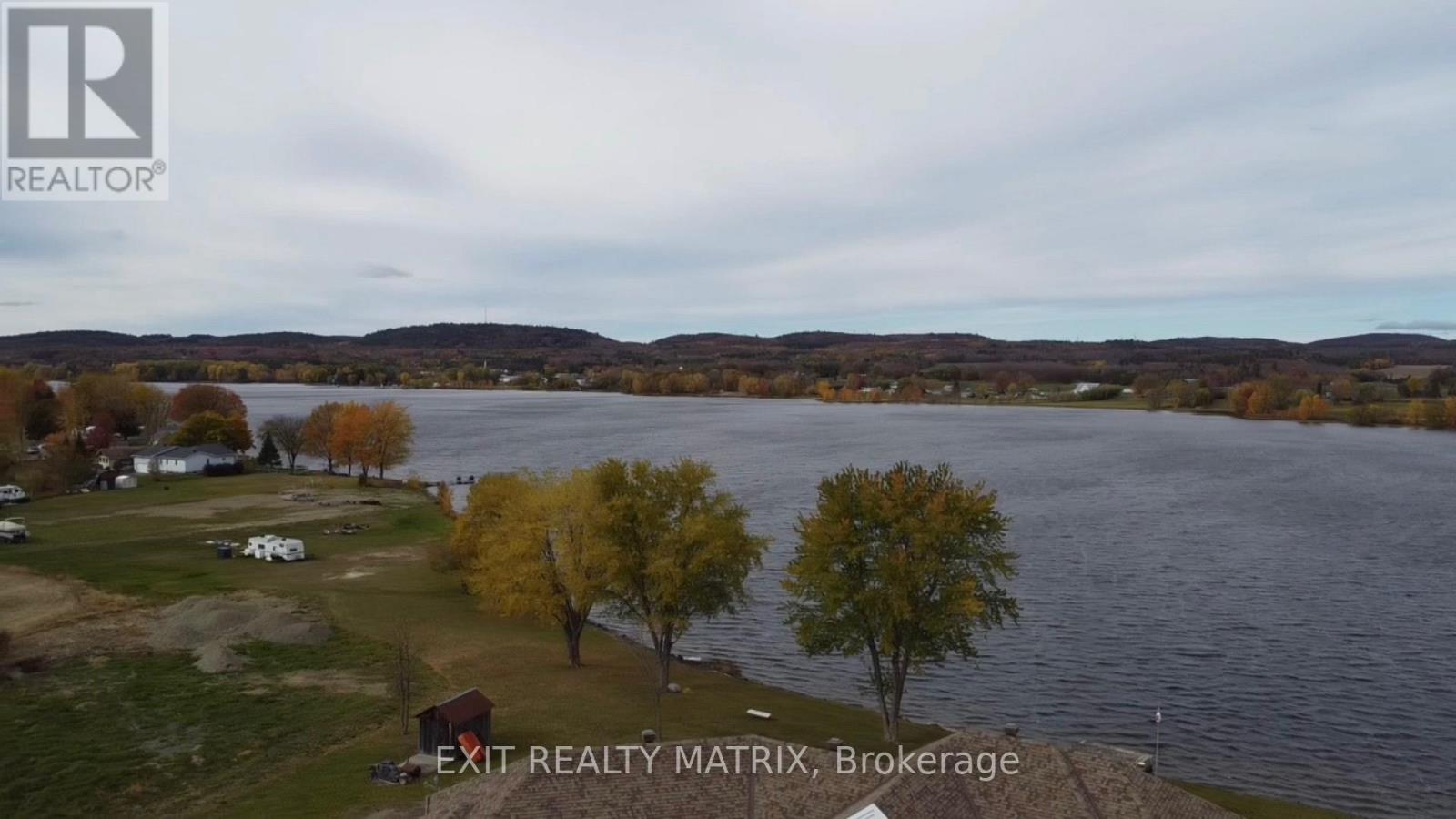 170 Gascon Street E, Alfred And Plantagenet, Ontario  K0B 1J0 - Photo 30 - X12467617