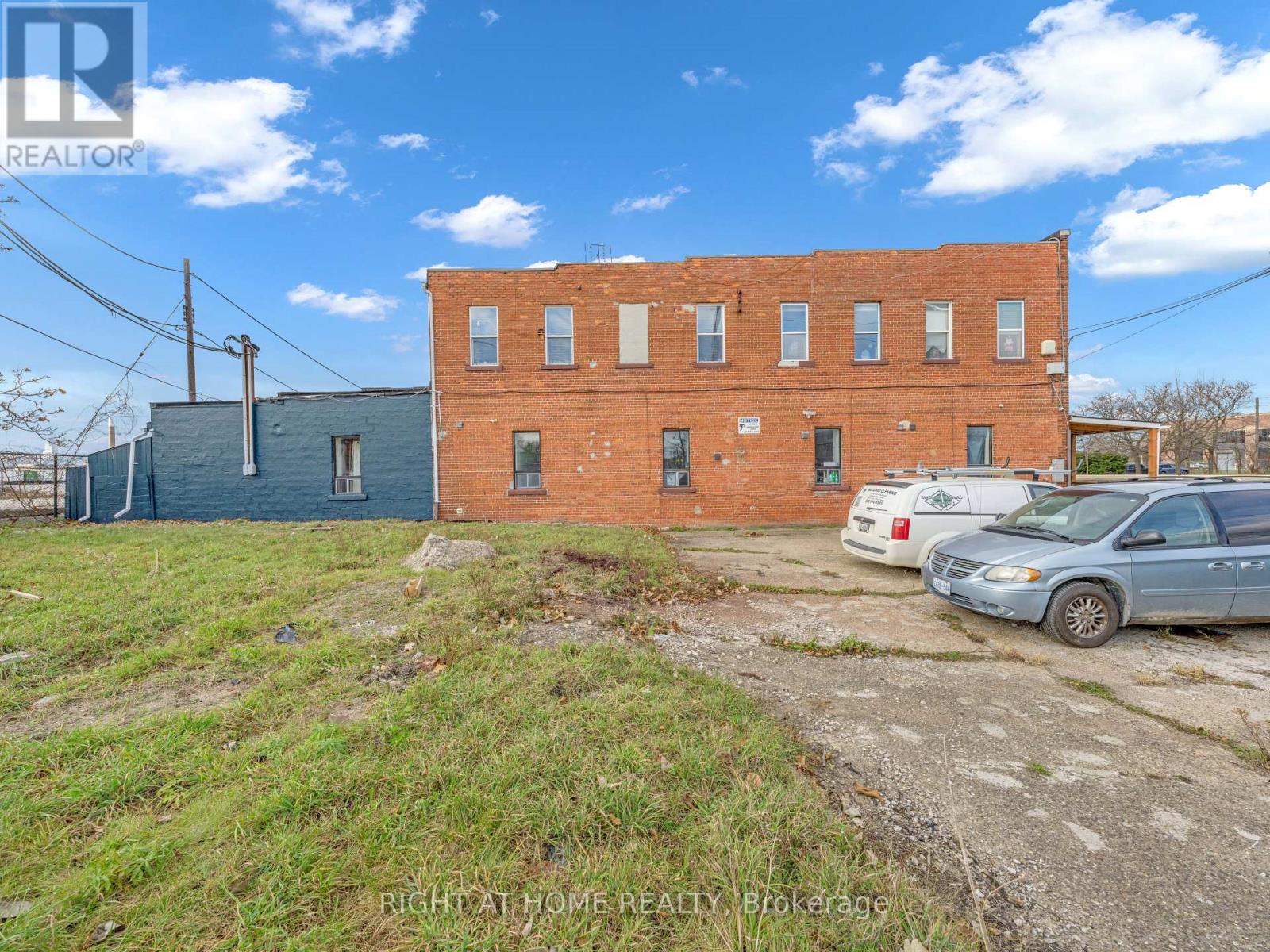 12 - 279 Drouillard Road, Windsor, Ontario  N8Y 2P4 - Photo 28 - X12467554