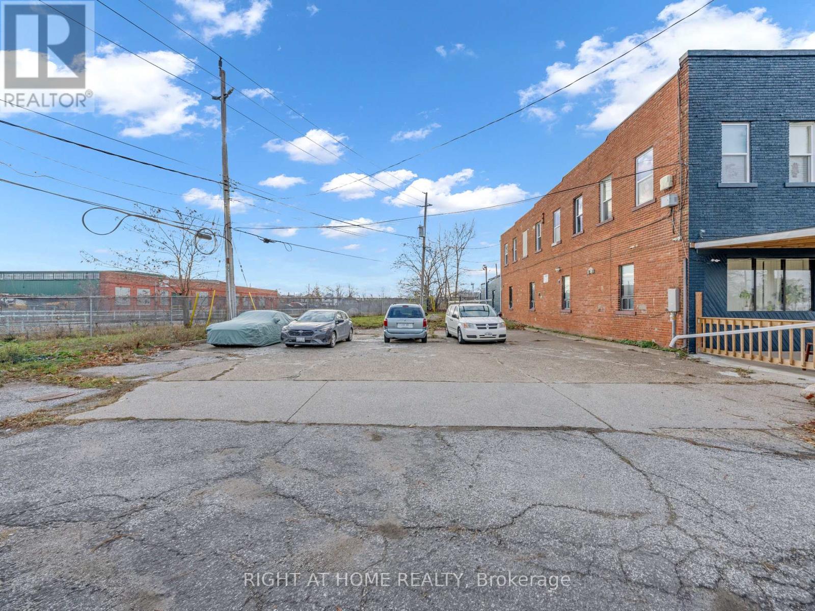 12 - 279 Drouillard Road, Windsor, Ontario  N8Y 2P4 - Photo 31 - X12467554