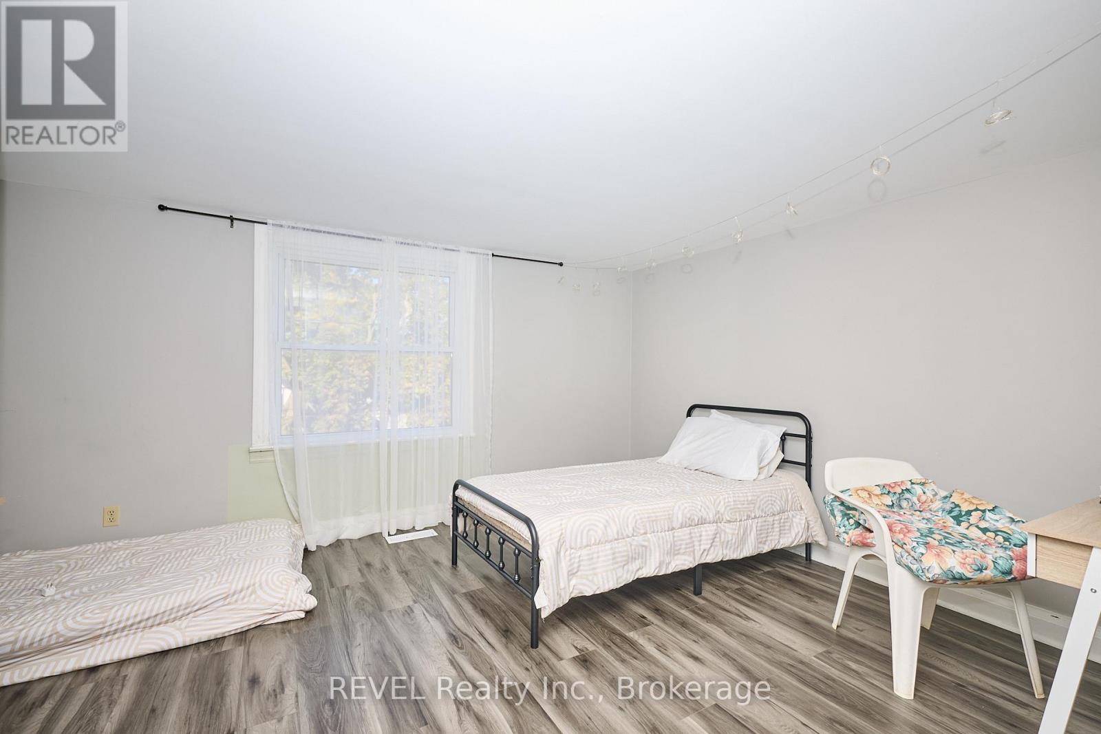 49 Cohoe Street, Welland, Ontario  L3B 3V2 - Photo 23 - X12467580