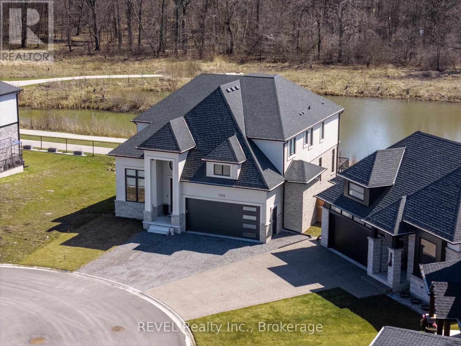 7515 Sherrilee Crescent, Niagara Falls, Ontario  L2H 3T4 - Photo 4 - X12467586