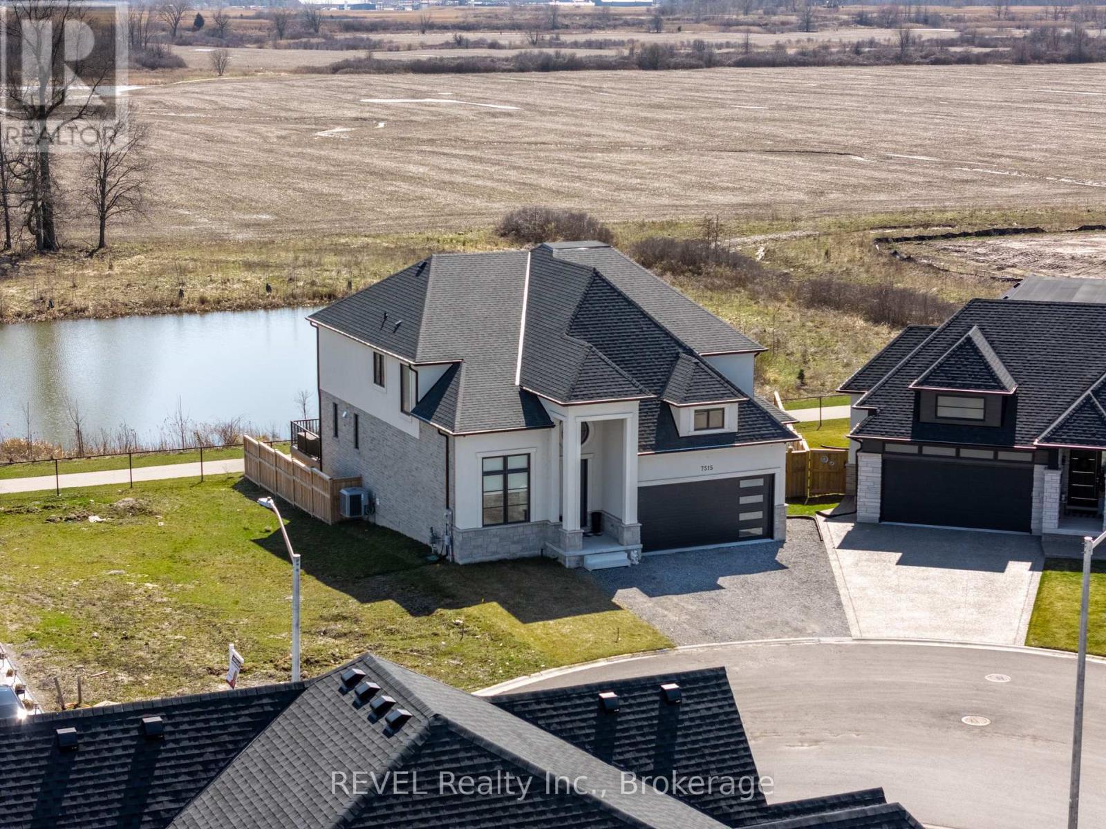 7515 Sherrilee Crescent, Niagara Falls, Ontario  L2H 3T4 - Photo 5 - X12467586