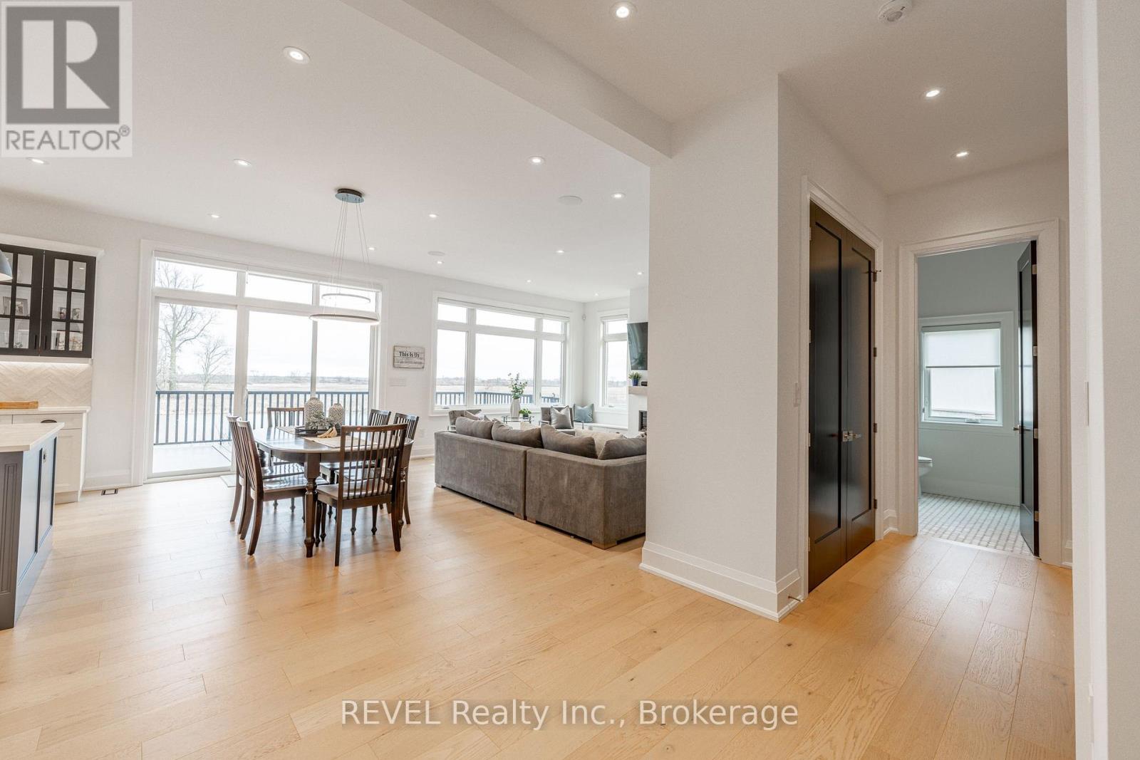 7515 Sherrilee Crescent, Niagara Falls, Ontario  L2H 3T4 - Photo 9 - X12467586