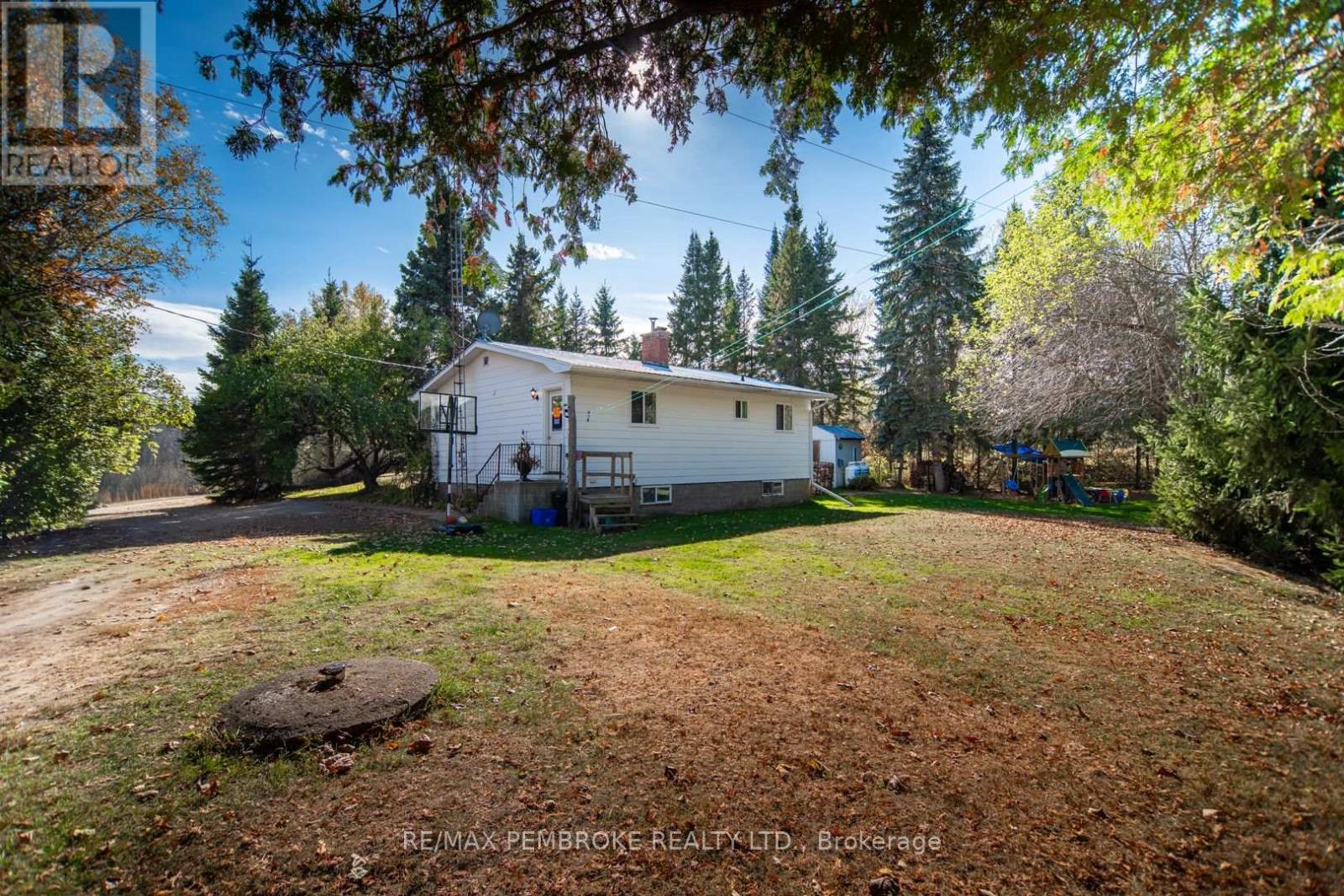 1822 Ruby Road, Bonnechere Valley, Ontario  K0J 2A0 - Photo 30 - X12467572