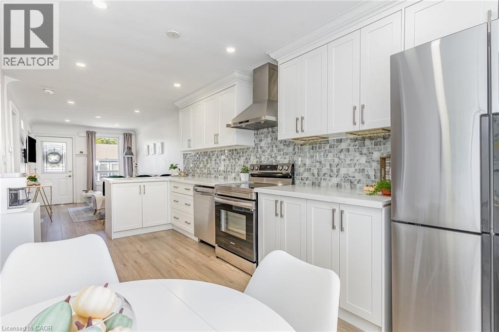 97 East 31st Street, Hamilton, Ontario  L8V 3N9 - Photo 7 - 40779955