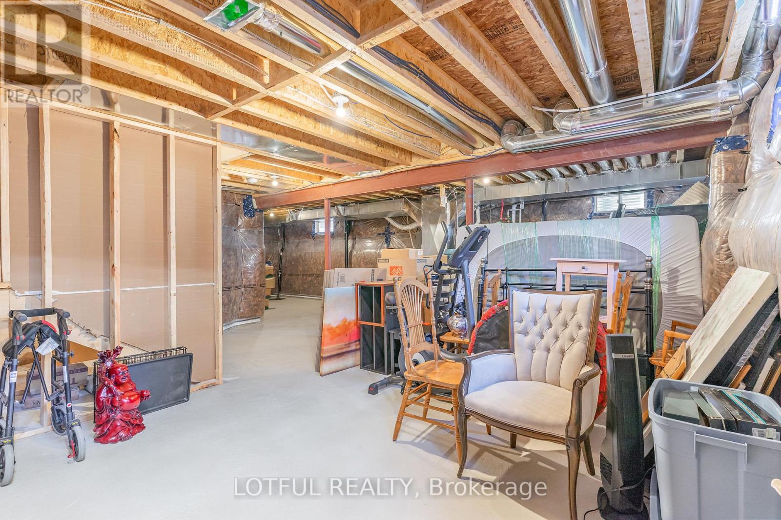 82 Lilac Circle, Haldimand, Ontario  N3W 0H6 - Photo 30 - X12467574