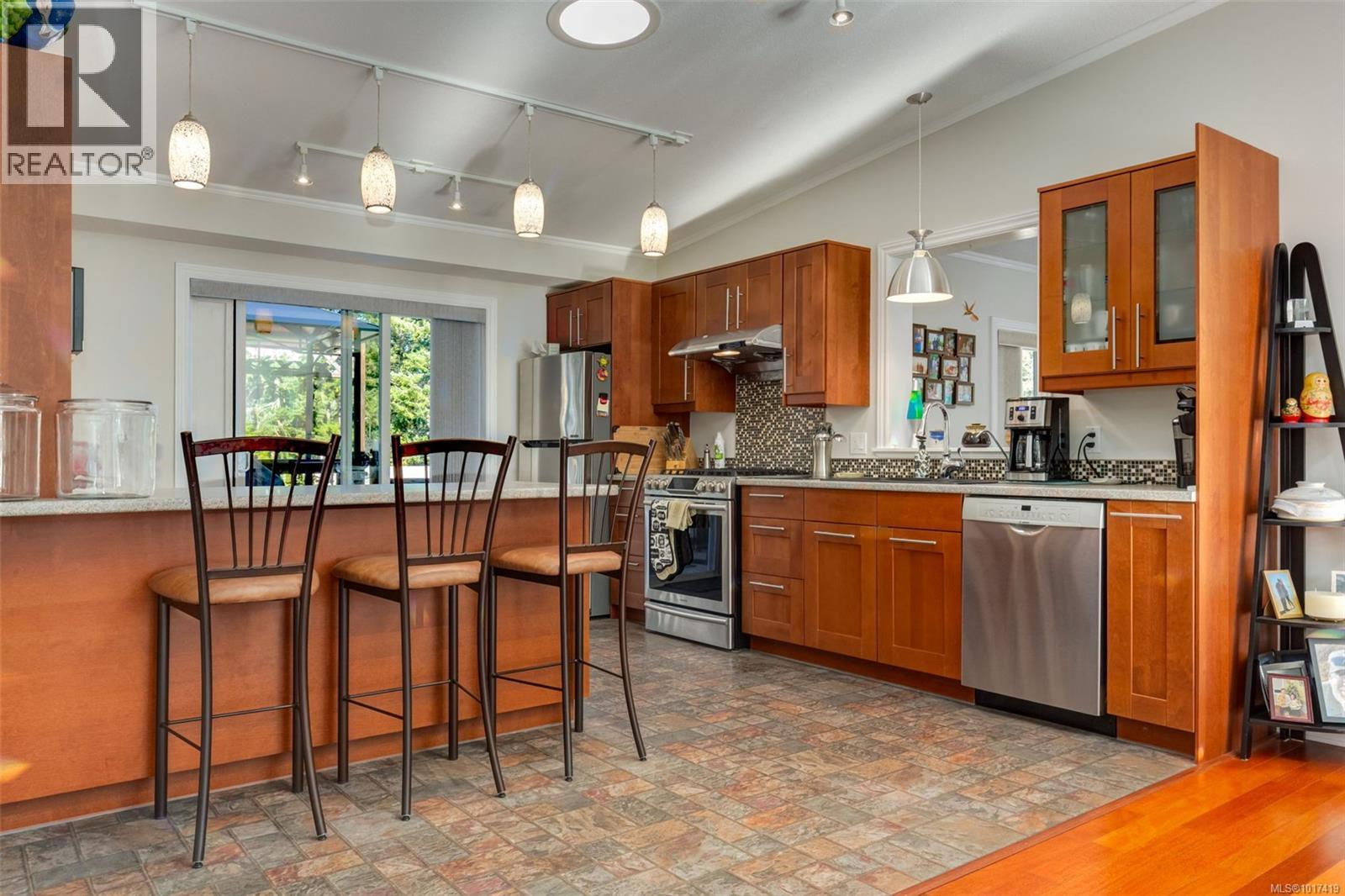 3740 Elworthy Pl, Nanaimo, British Columbia  V9T 5W3 - Photo 5 - 1017419