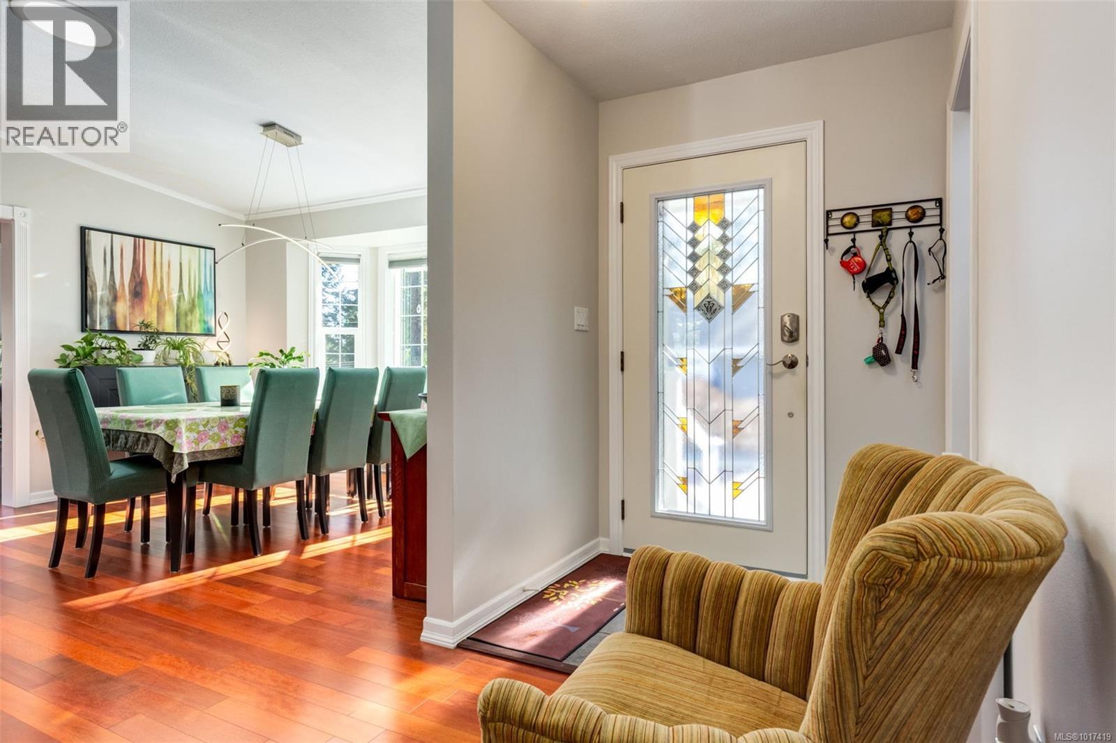 3740 Elworthy Pl, Nanaimo, British Columbia  V9T 5W3 - Photo 3 - 1017419