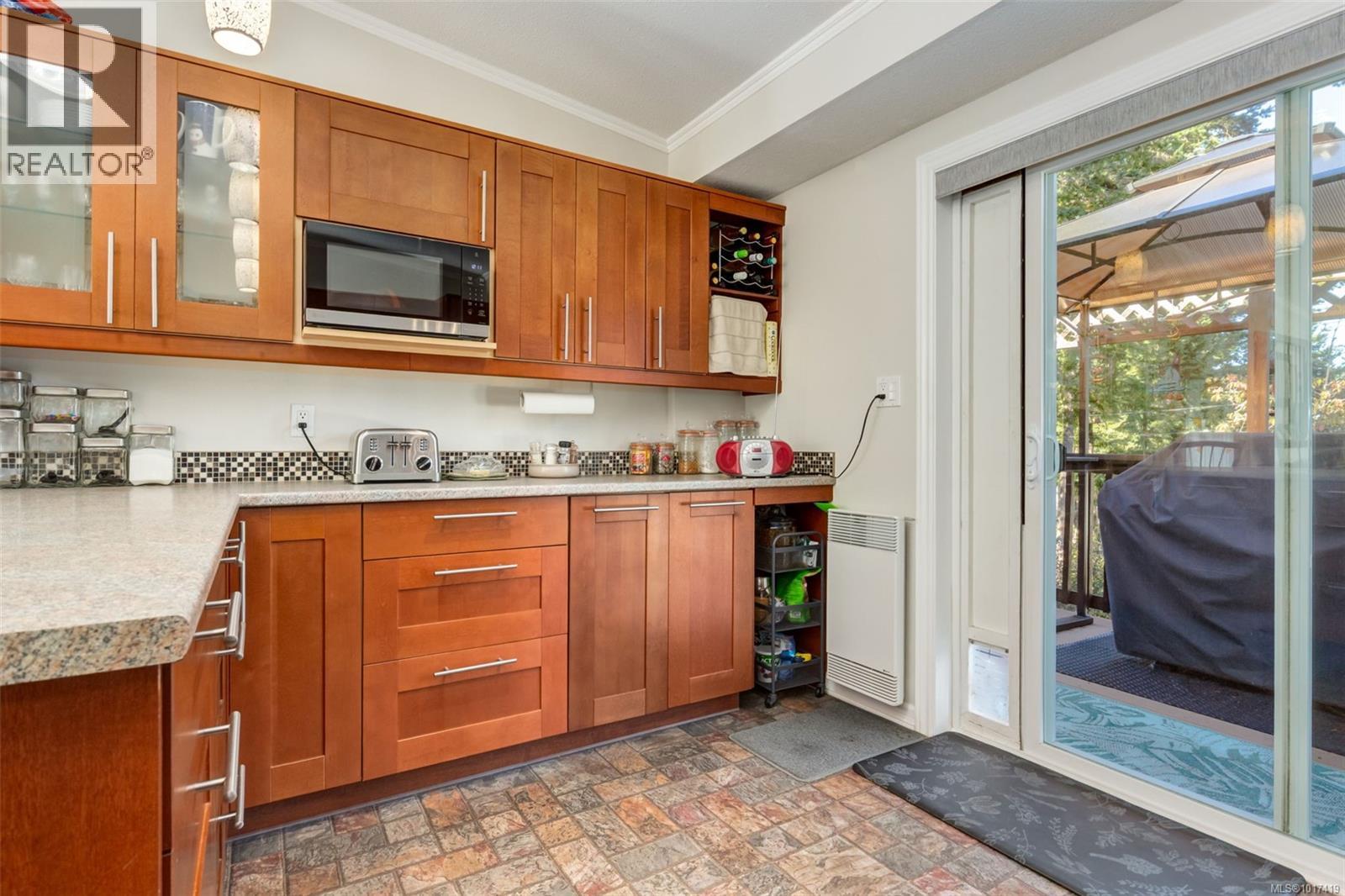 3740 Elworthy Pl, Nanaimo, British Columbia  V9T 5W3 - Photo 7 - 1017419