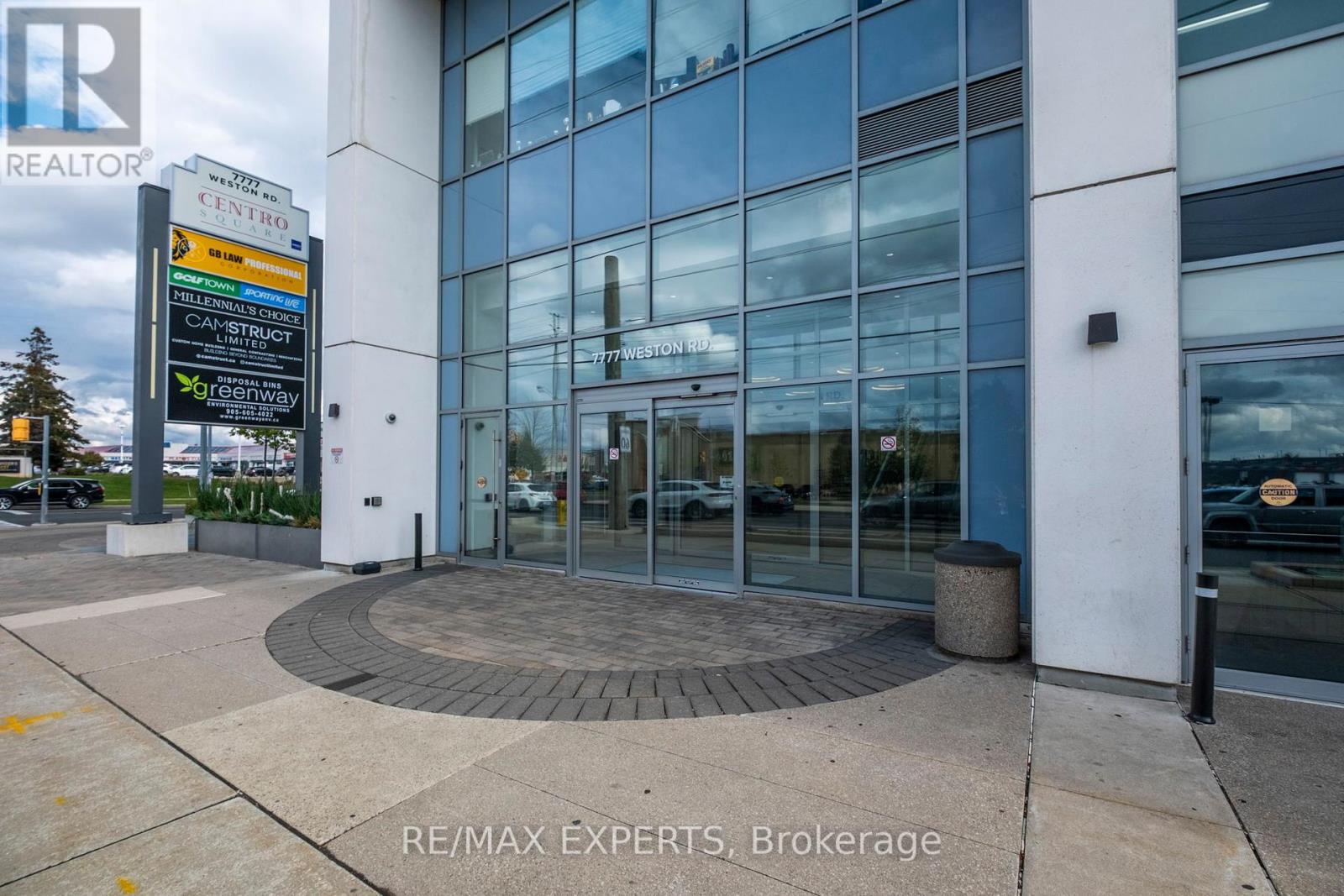 207 - 7777 Weston Road, Vaughan, Ontario  L4L 0G9 - Photo 3 - N12465053