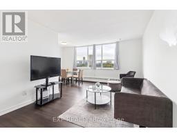1101 - 5 PARKWAY FOREST DRIVE, Toronto, Ontario