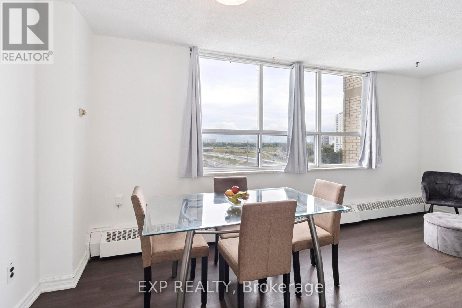 1101 - 5 Parkway Forest Drive, Toronto, Ontario  M2J 1L2 - Photo 18 - C12466286