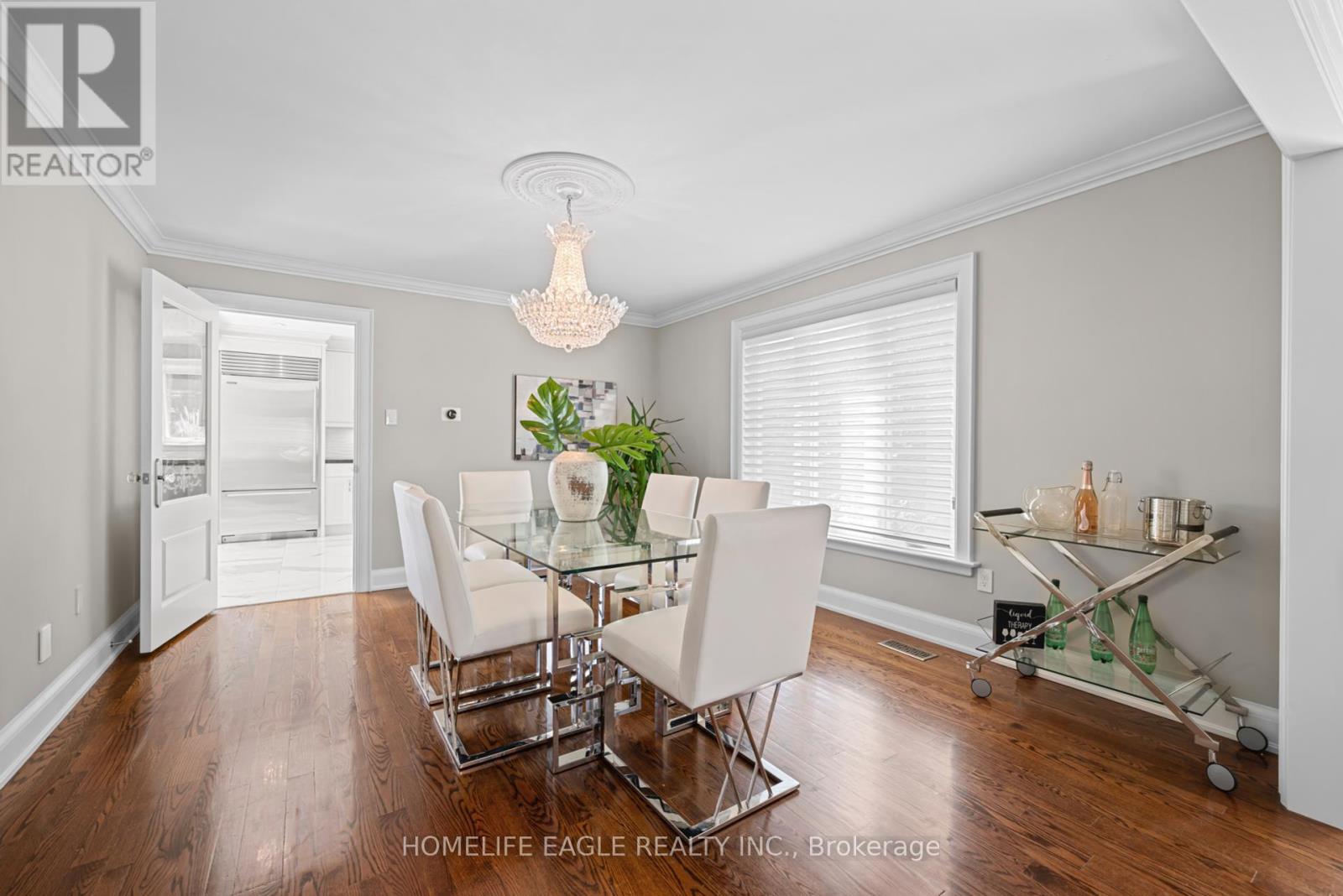 31 Modesto Gardens, Vaughan, Ontario  L4L 8C9 - Photo 9 - N12466296
