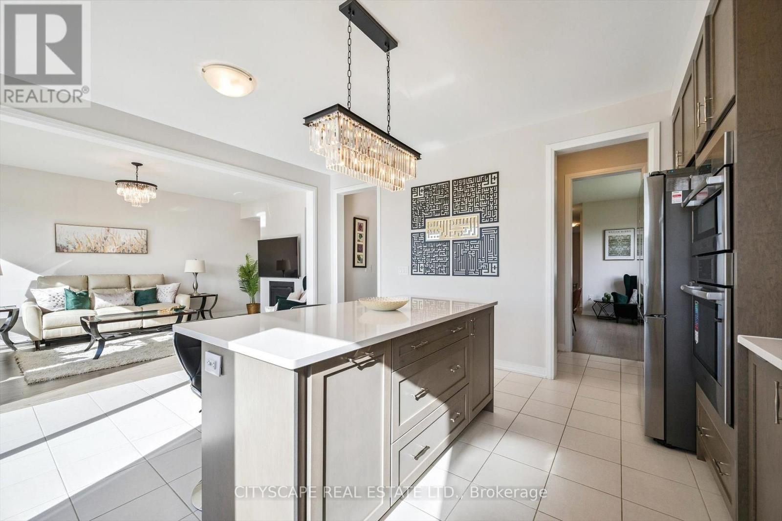 43 Blackburn Street, Cambridge, Ontario  N1S 0E1 - Photo 20 - X12467218