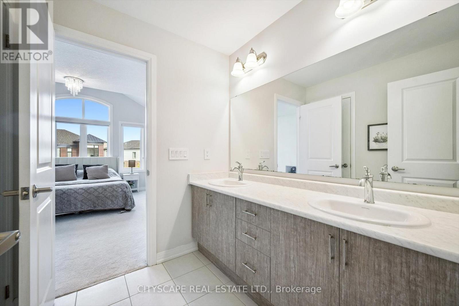 43 Blackburn Street, Cambridge, Ontario  N1S 0E1 - Photo 34 - X12467218