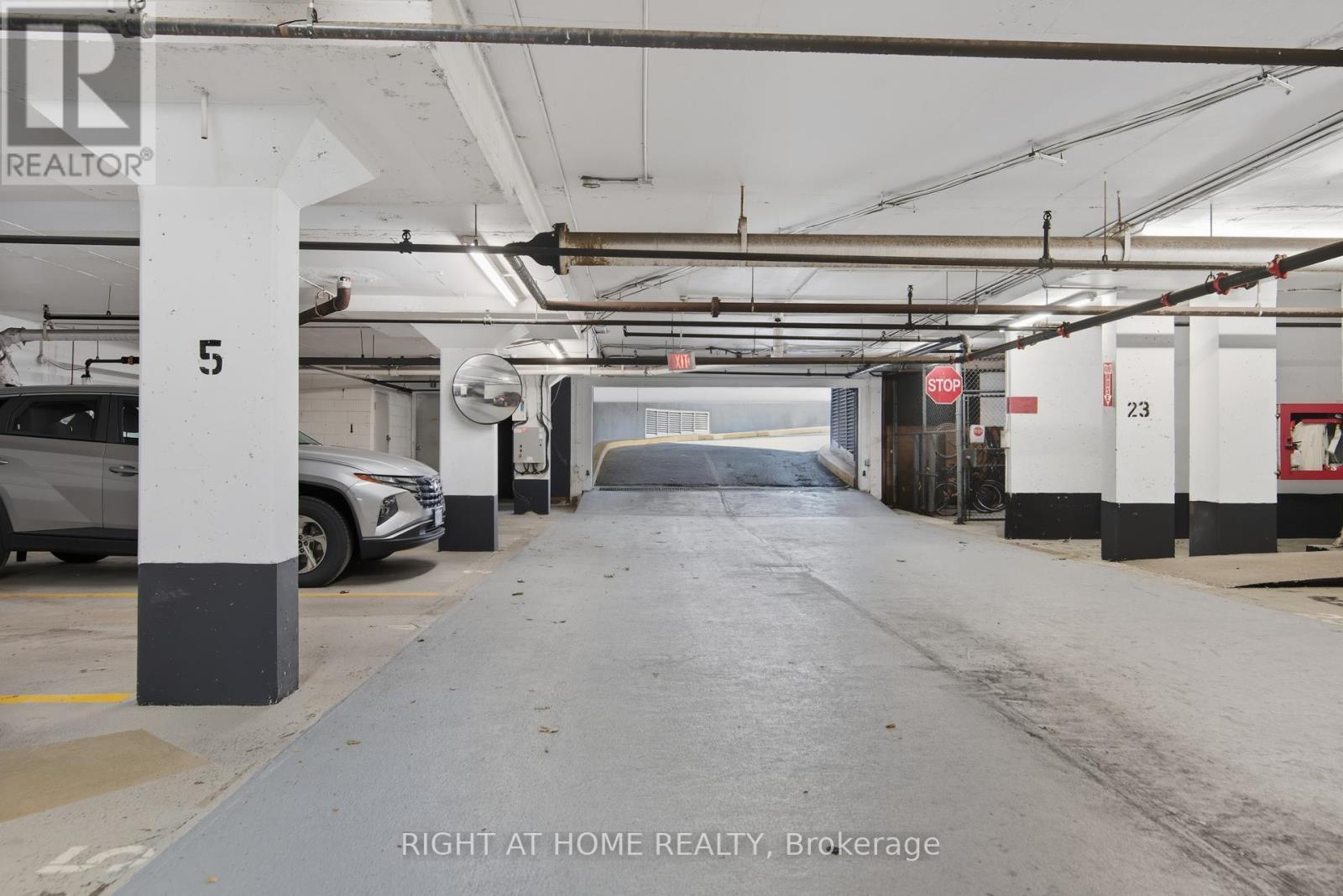 909 - 2155 Burnhamthorpe Road W, Mississauga, Ontario  L5L 5P4 - Photo 47 - W12425592