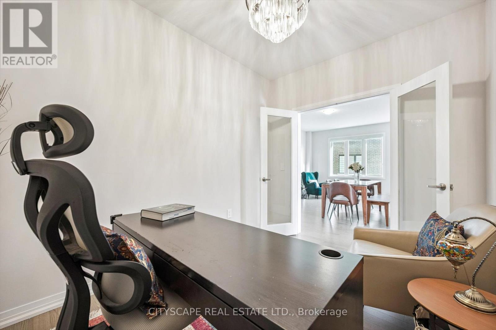 43 Blackburn Street, Cambridge, Ontario  N1S 0E1 - Photo 12 - X12467218