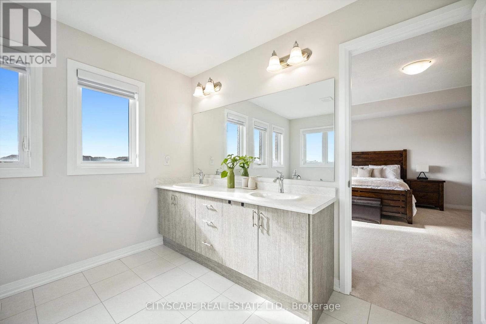 43 Blackburn Street, Cambridge, Ontario  N1S 0E1 - Photo 28 - X12467218