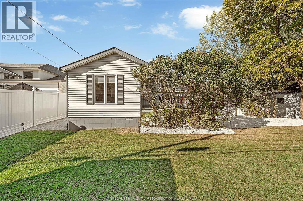 649 Edinborough Street, Windsor, Ontario  N8X 3C8 - Photo 36 - 25026363