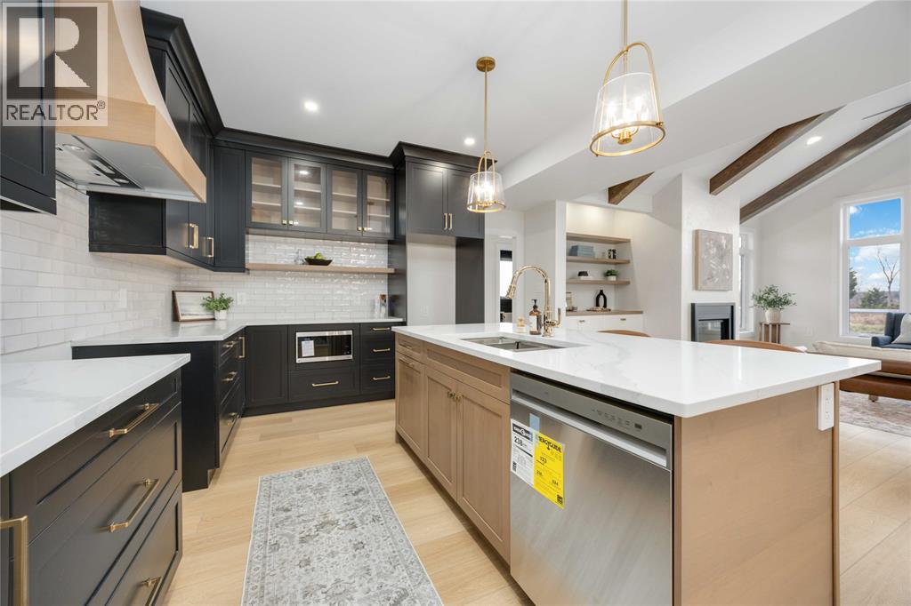 3527 Paul Crescent, Plympton-Wyoming, Ontario  N0N 1E0 - Photo 10 - 25026377