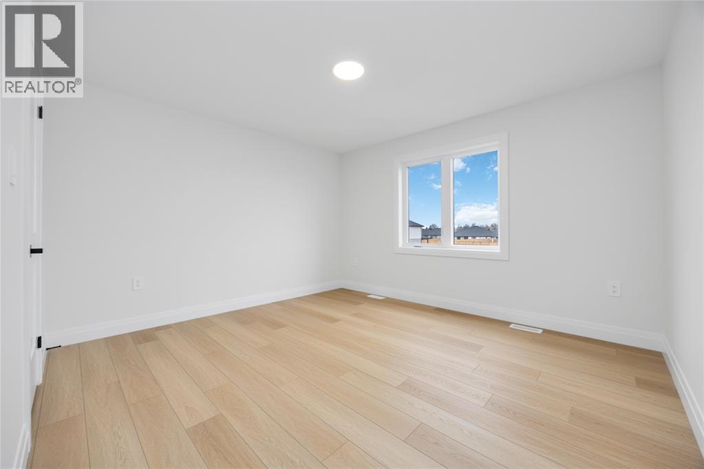 3527 Paul Crescent, Plympton-Wyoming, Ontario  N0N 1E0 - Photo 28 - 25026377