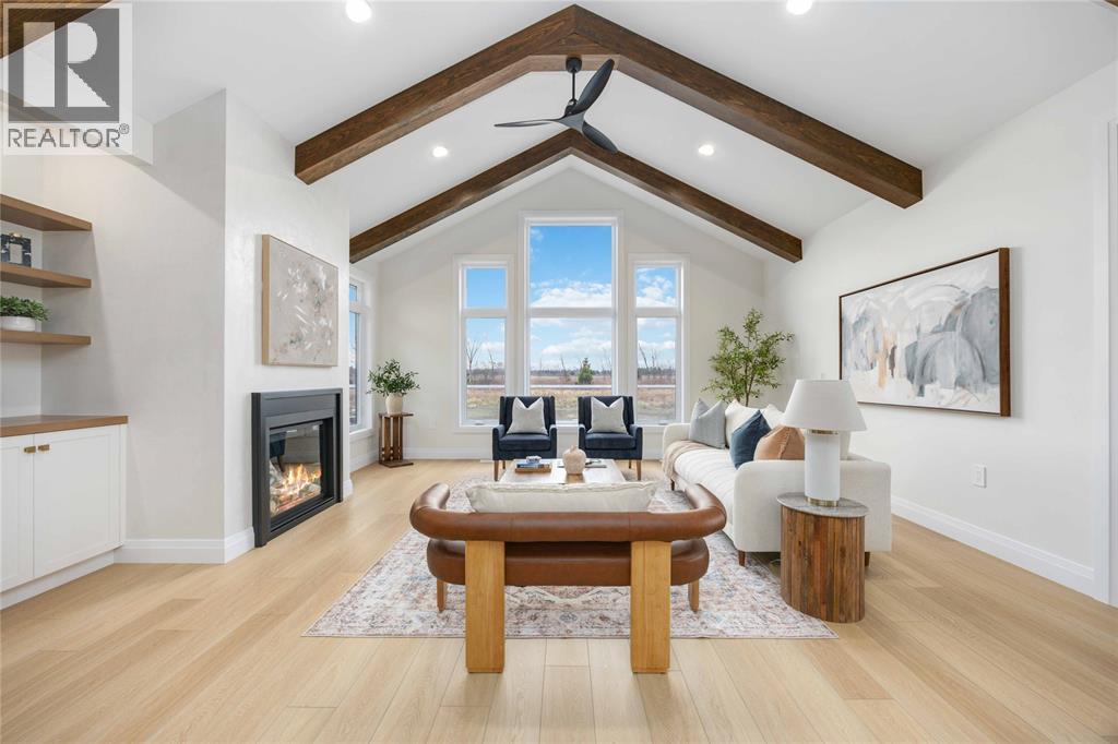 3527 Paul Crescent, Plympton-Wyoming, Ontario  N0N 1E0 - Photo 4 - 25026377