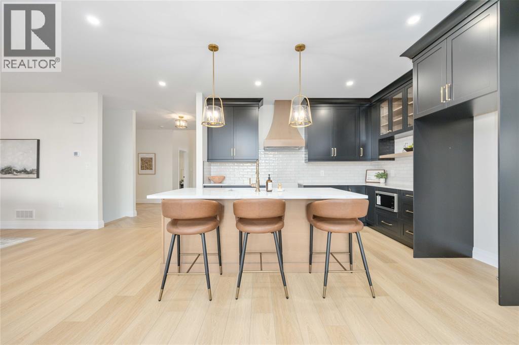 3527 Paul Crescent, Plympton-Wyoming, Ontario  N0N 1E0 - Photo 9 - 25026377