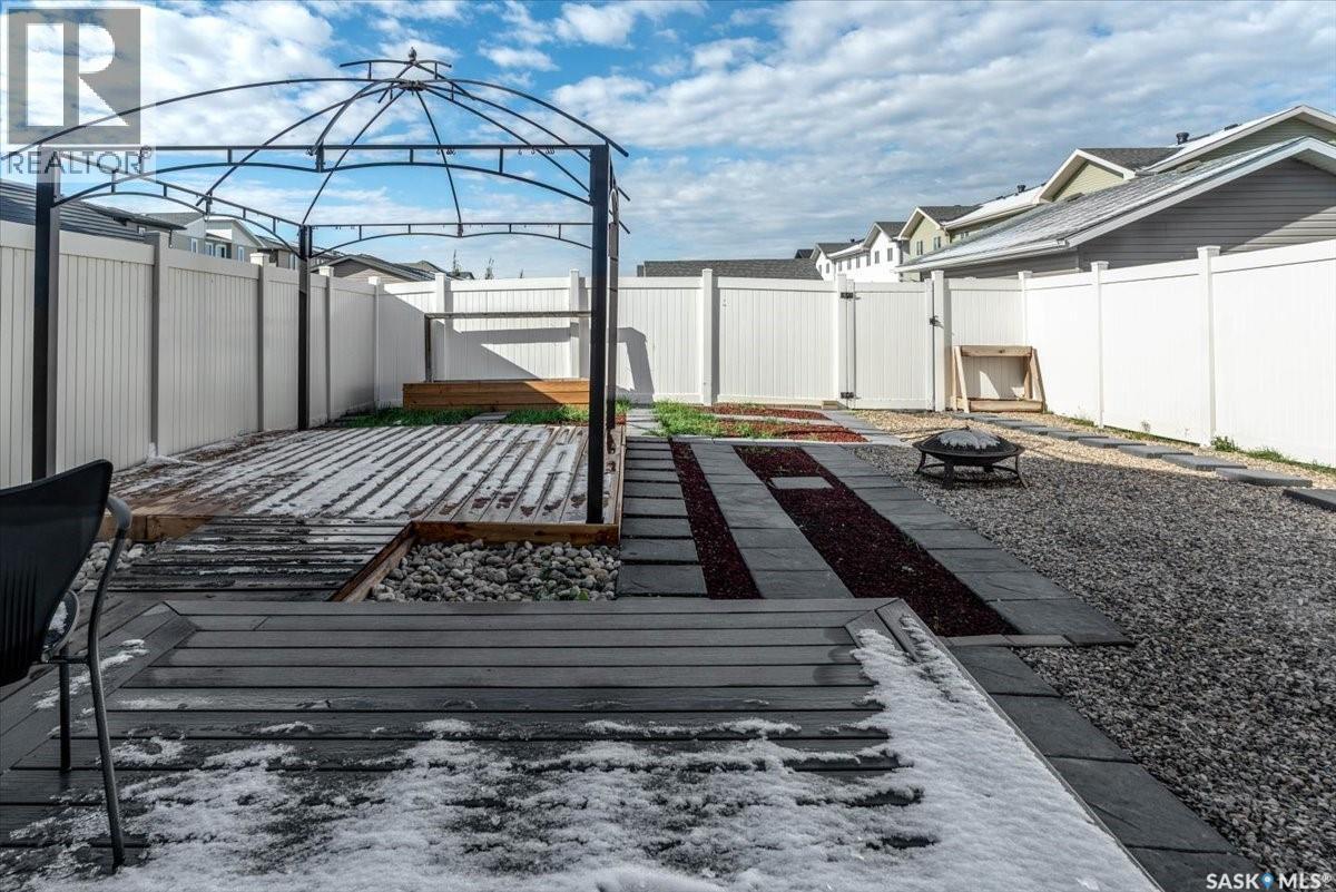 4562 James Hill Road, Regina, Saskatchewan  S4W 0K8 - Photo 19 - SK021053