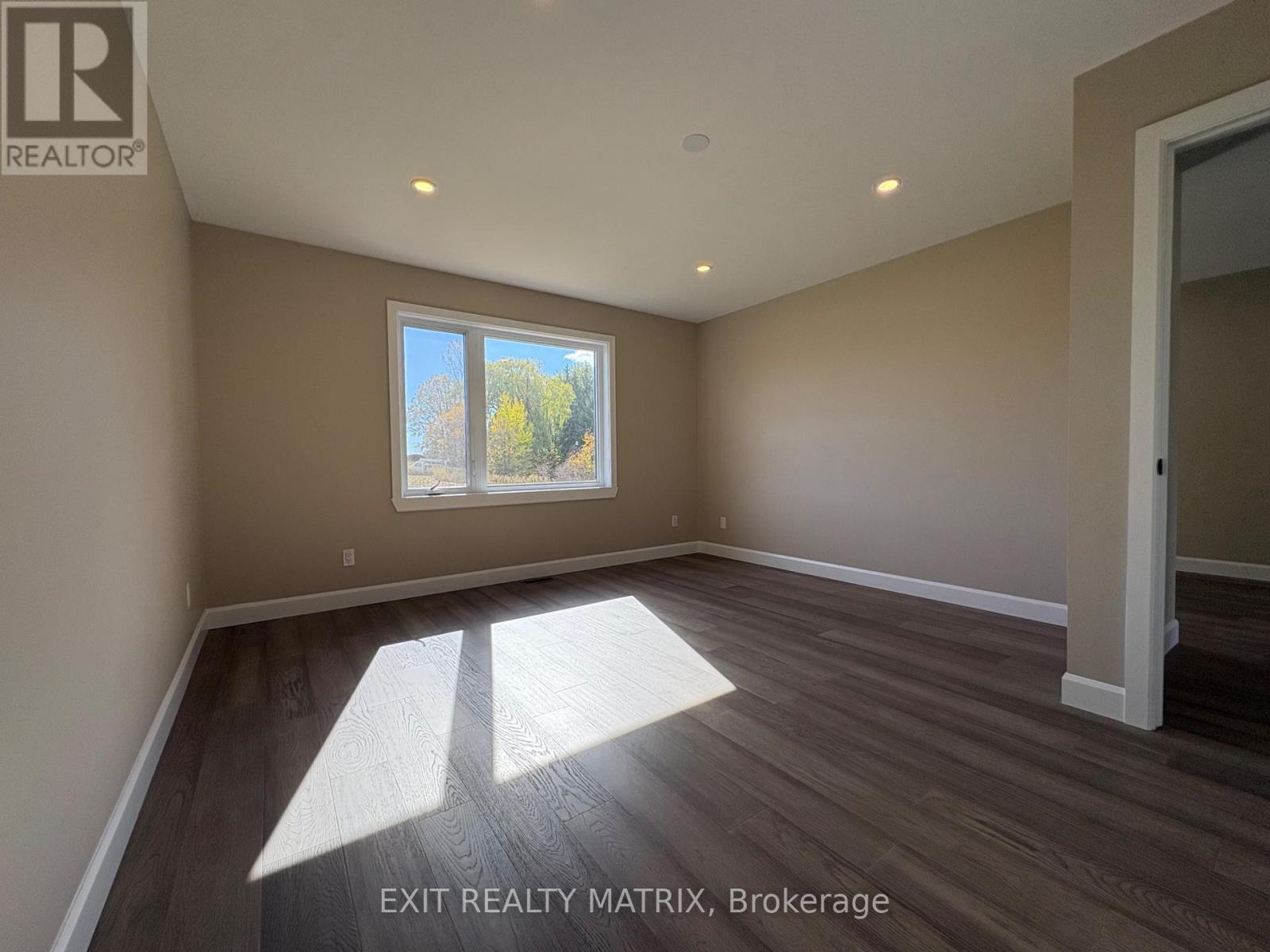 170 Gascon Street E, Alfred And Plantagenet, Ontario  K0B 1J0 - Photo 18 - X12467617