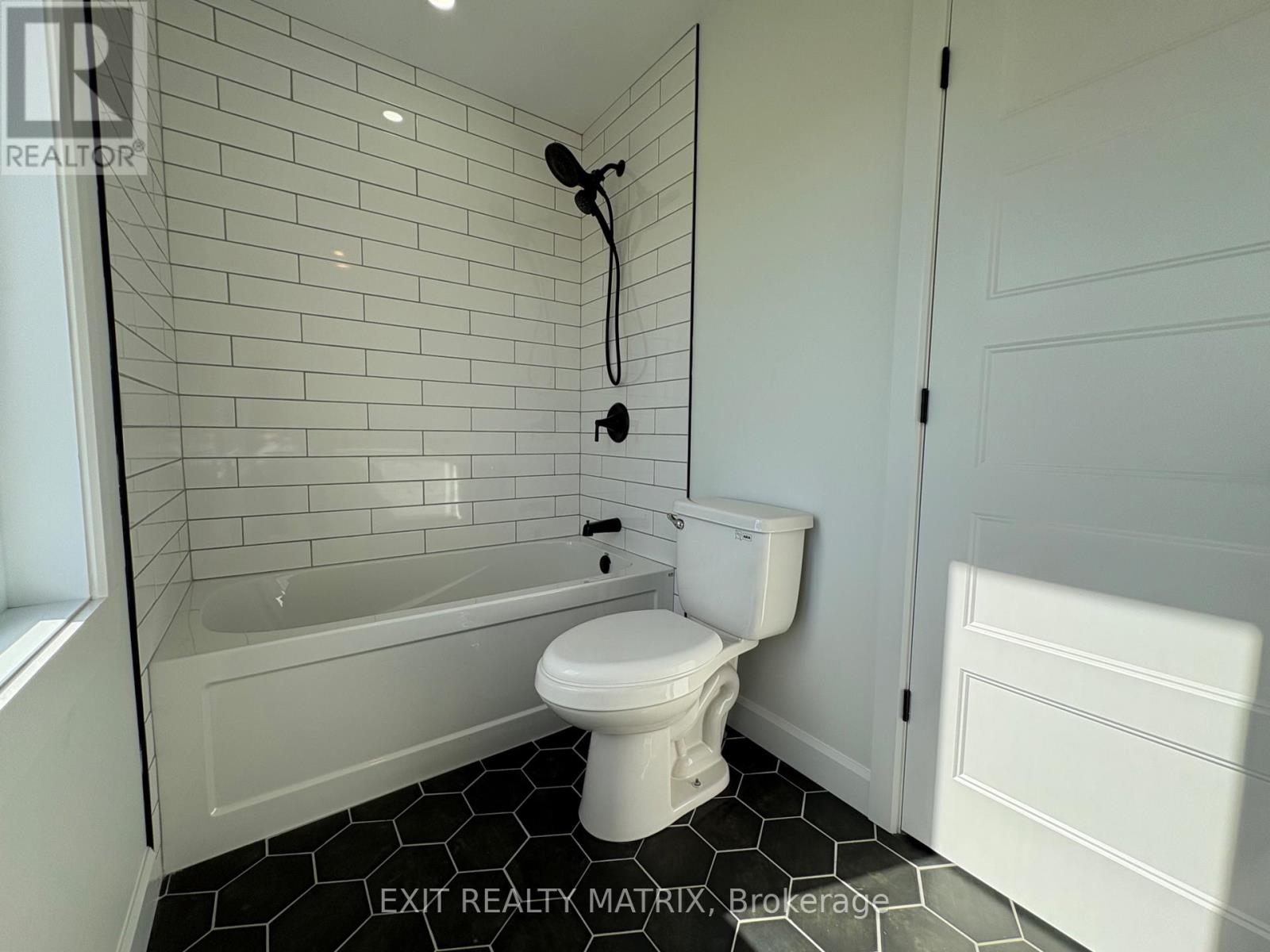 170 Gascon Street E, Alfred And Plantagenet, Ontario  K0B 1J0 - Photo 19 - X12467617