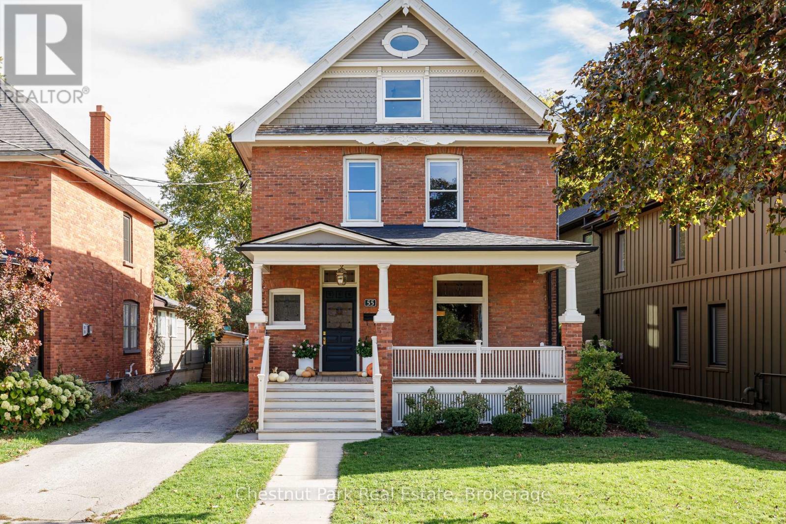 55 ROBINSON STREET, collingwood, Ontario