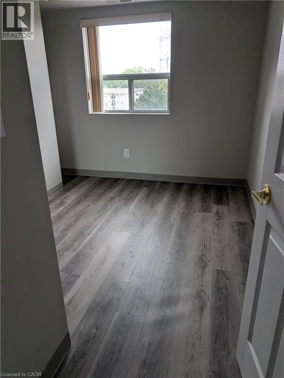 736 Old Albert Street Unit# 706, Waterloo, Ontario  N2L 6R4 - Photo 6 - 40775722