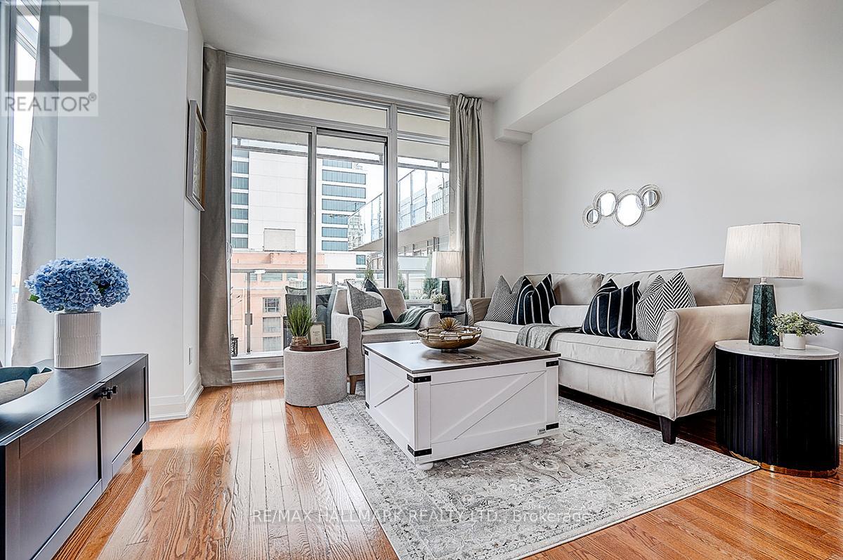 819 - 1 Bedford Road, Toronto, Ontario  M5R 2B5 - Photo 6 - C12467599
