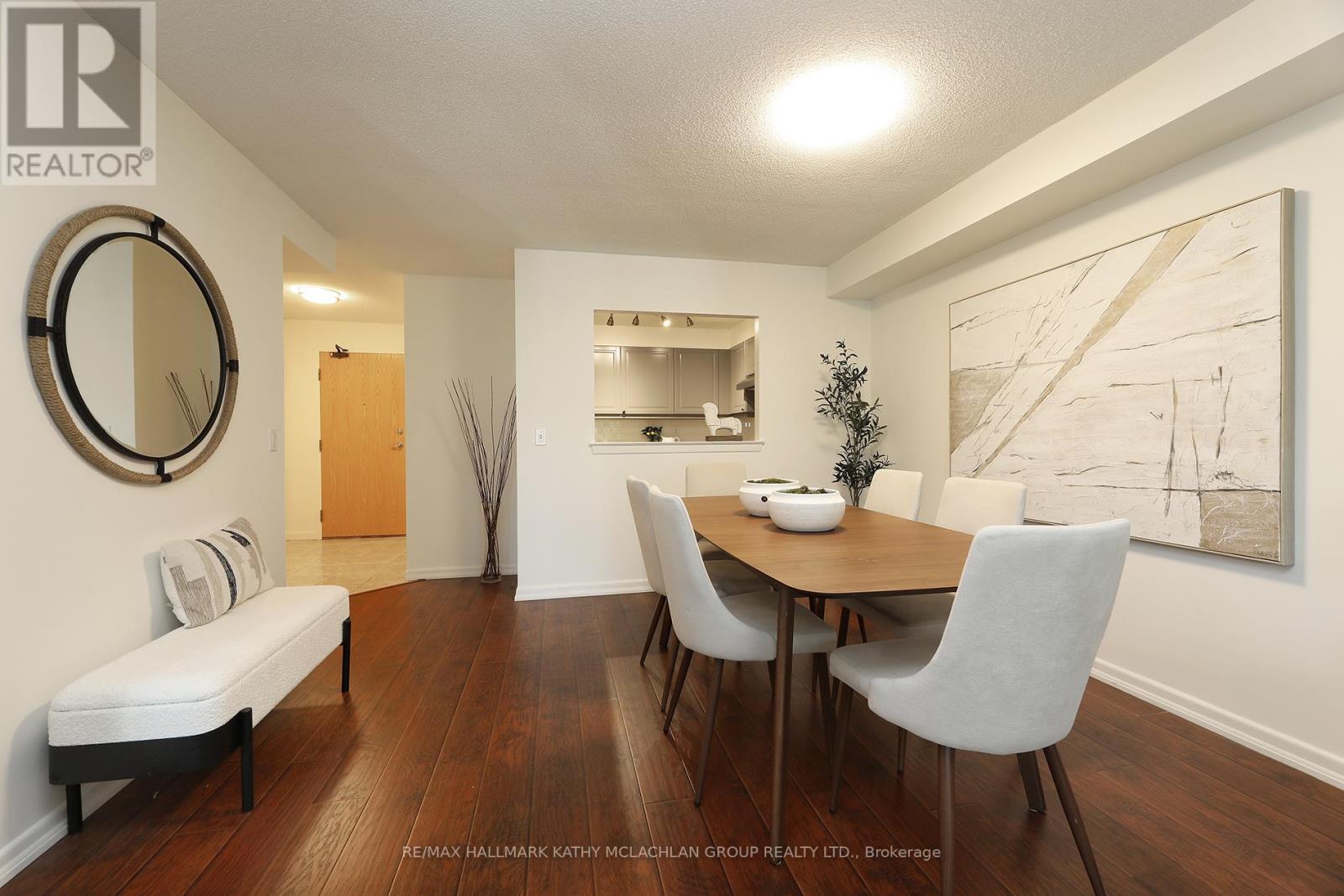 421 - 955 Millwood Road, Toronto, Ontario  M4G 4E3 - Photo 15 - C12467605