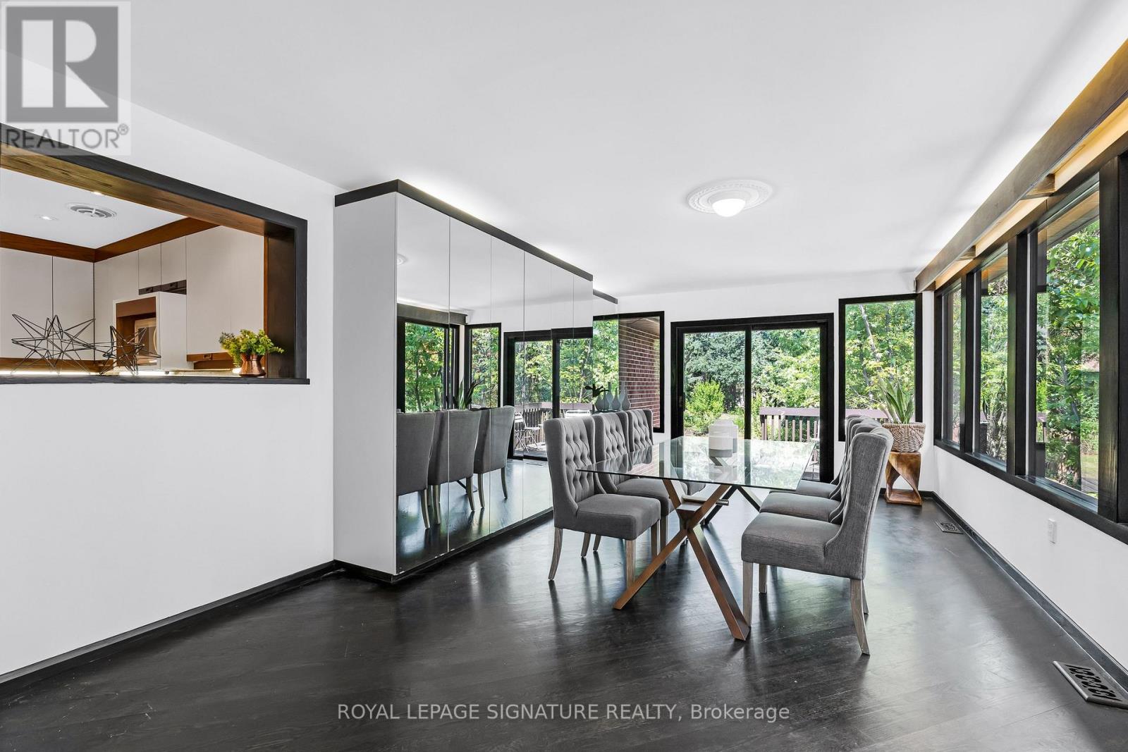 24 Ealing Drive, Toronto, Ontario  M2L 2R5 - Photo 8 - C12467629