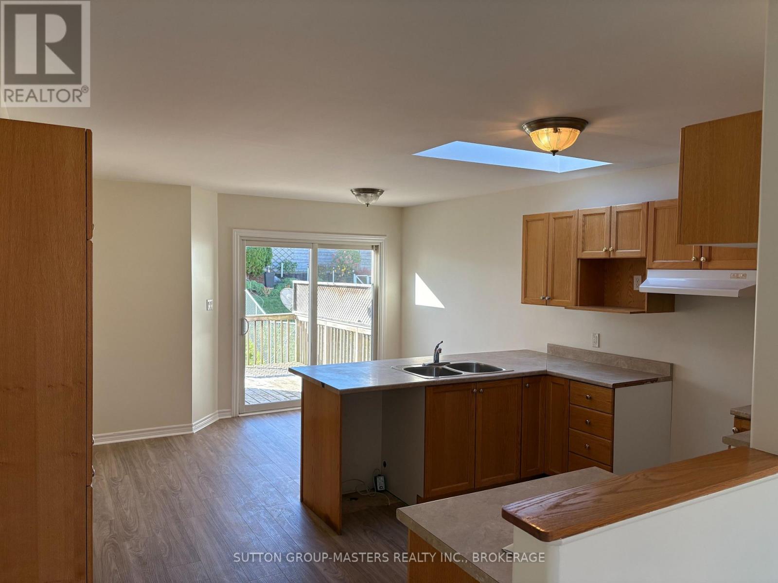 365 Boxwood Street, Kingston, Ontario  K7M 9C3 - Photo 4 - X12467679