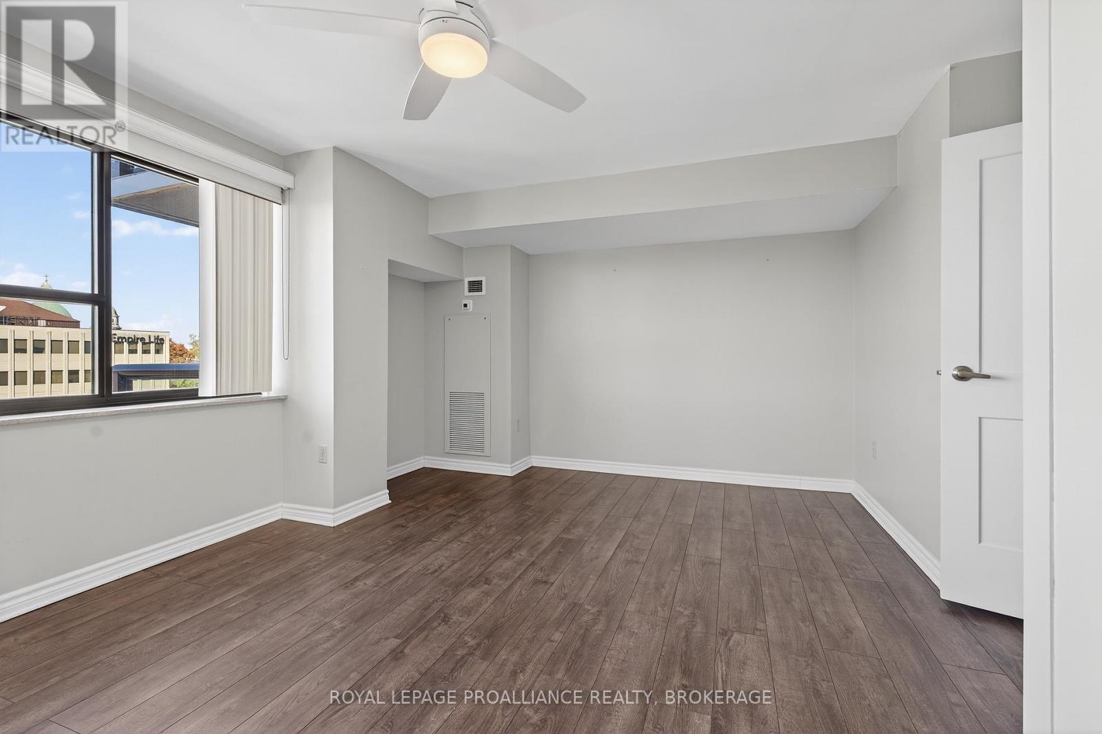 701 - 165 Ontario Street, Kingston, Ontario  K7L 2Y6 - Photo 10 - X12467683
