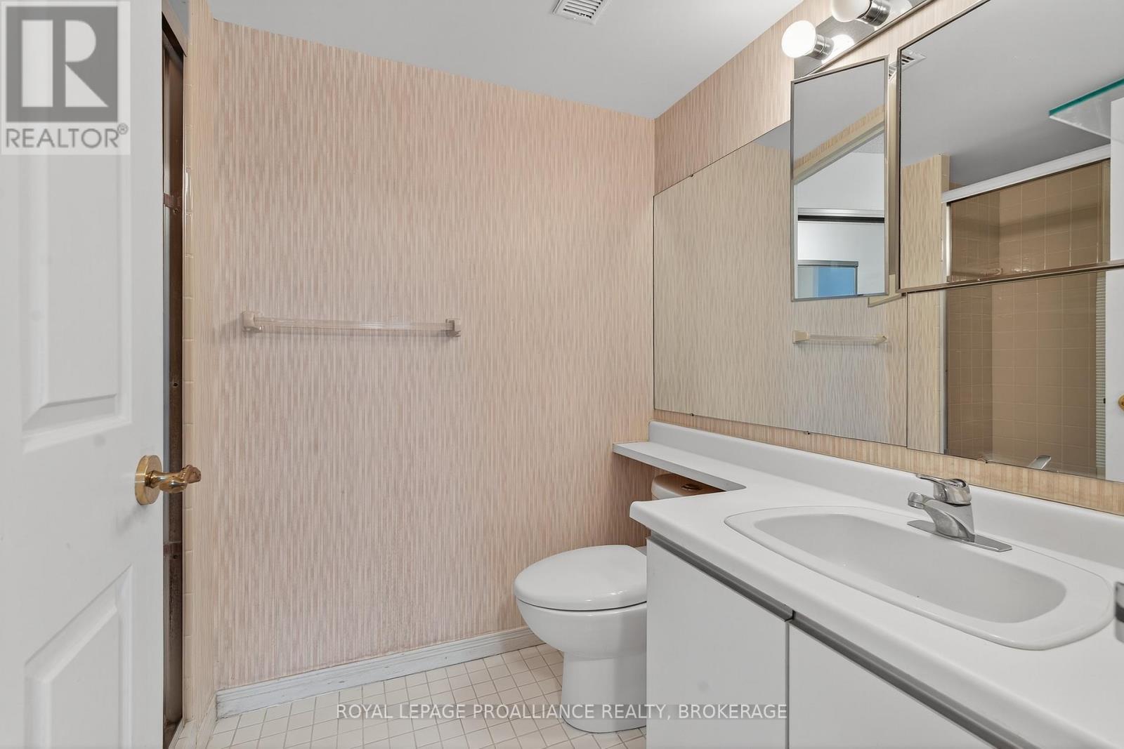 1006 - 257 Bath Road, Kingston, Ontario  K7M 7T3 - Photo 23 - X12467685